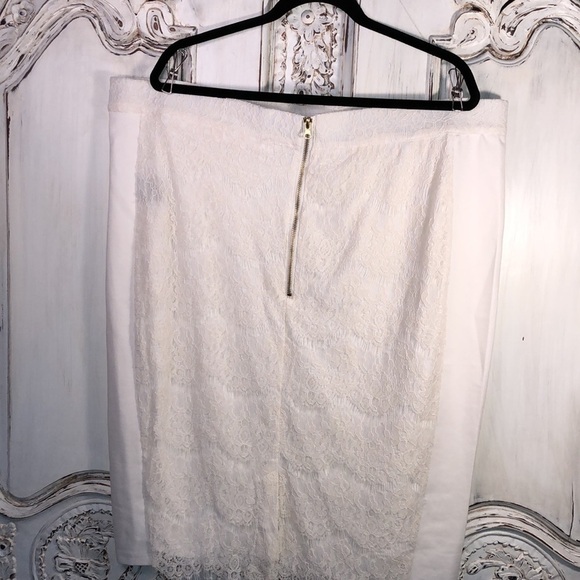 Standards & Practices Career Lace and Knit Skirt - Picture 5 of 10